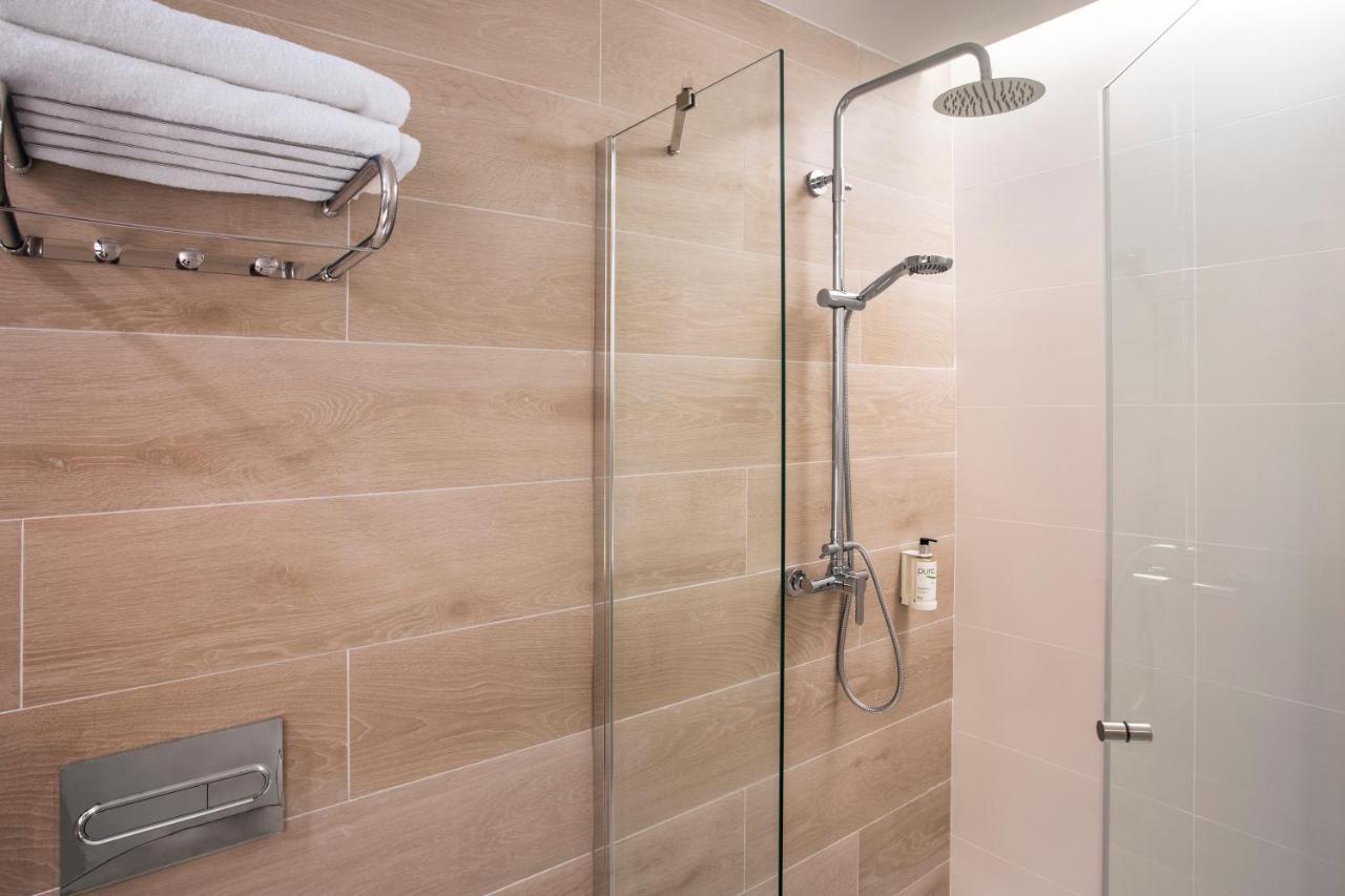 B&B Hotel Лерида Экстерьер фото